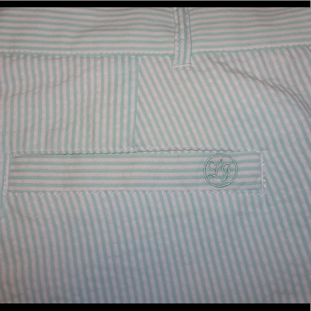 Shorts - Picture 3 of 4